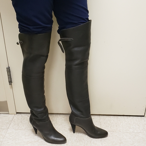 Balenciaga Boot - Picture 6 of 6